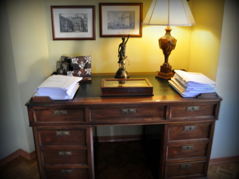 especializado en múltiples áreas del derecho Profesionalidad en todas las áreas del derecho